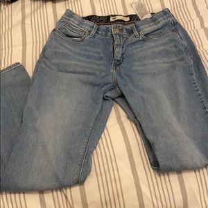 Levi’s Straight Leg Mom Jeans